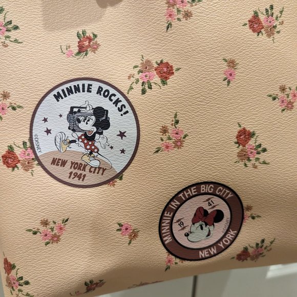Coach X DISNEY MINNIE MOUSE REVERSIBLE CITY TOTE - Picture 3 of 14